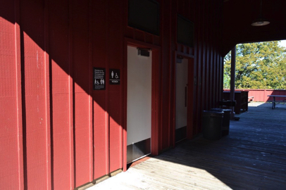 Accessible restrooms at the visitor center – drinking fountain – garbage cans – picnic tables on deck